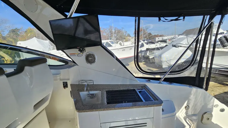 Slide: The Image of Sea Ray 350 Sundancer 2014 - 4926774