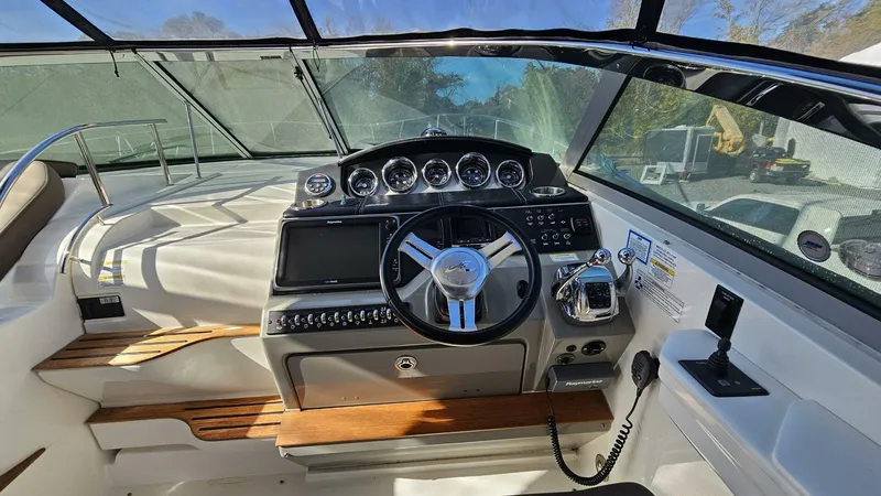 Slide: The Image of Sea Ray 350 Sundancer 2014 - 4926785