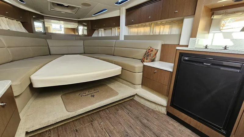 Slide: The Image of Sea Ray 350 Sundancer 2014 - 4926790