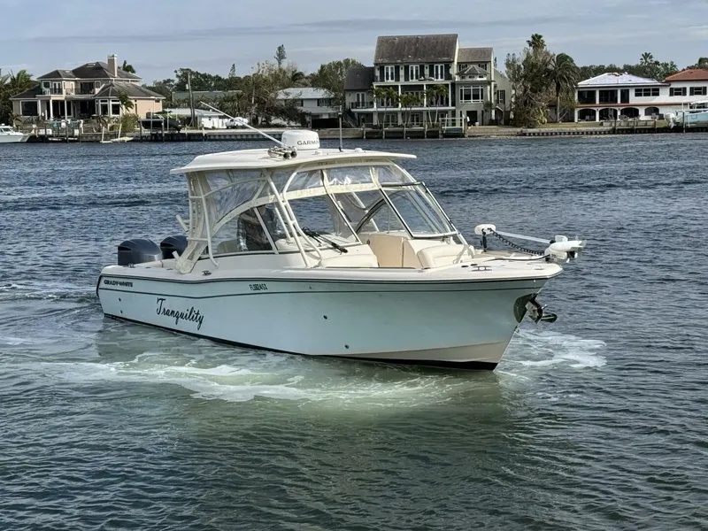 The Image of Grady-White Freedom 285 2021 - 4926804