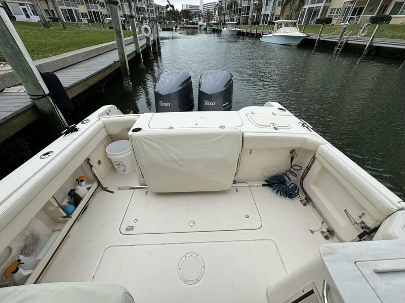 Slide: The Image of Grady-White Freedom 285 2021 - 4926833