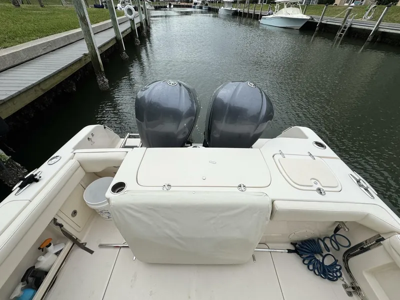 Slide: The Image of Grady-White Freedom 285 2021 - 4926838