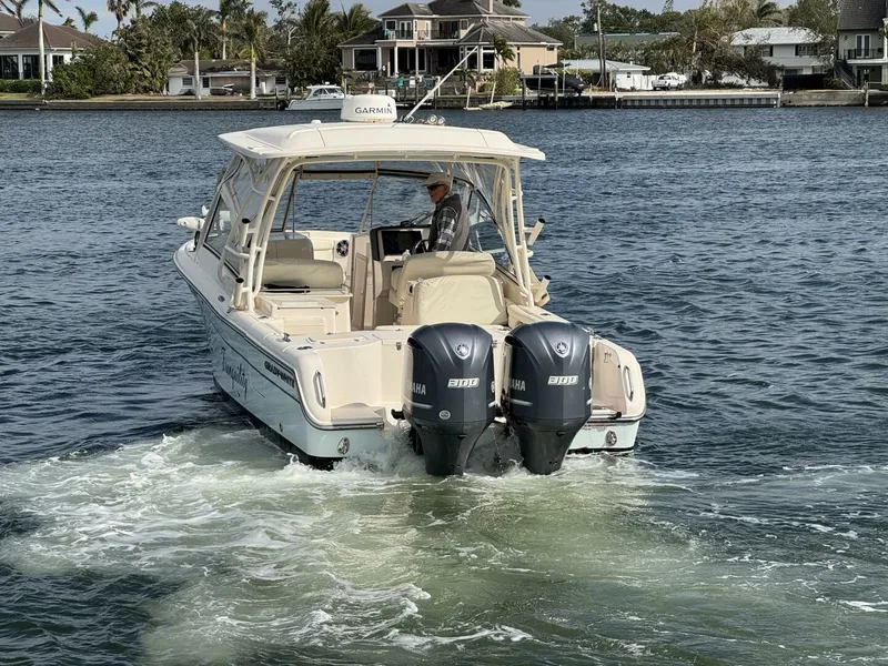 Slide: The Image of Grady-White Freedom 285 2021 - 4926812