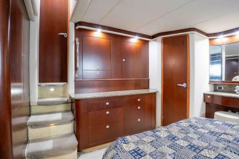 Slide: The Image of Sea Ray 480 Motor yacht 2005 - 5063971