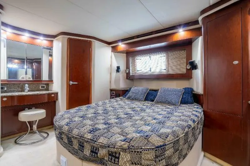 Slide: The Image of Sea Ray 480 Motor yacht 2005 - 5063973