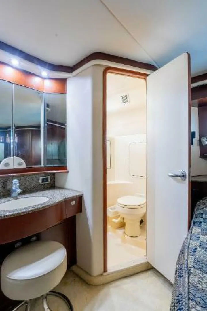 Slide: The Image of Sea Ray 480 Motor yacht 2005 - 5063974