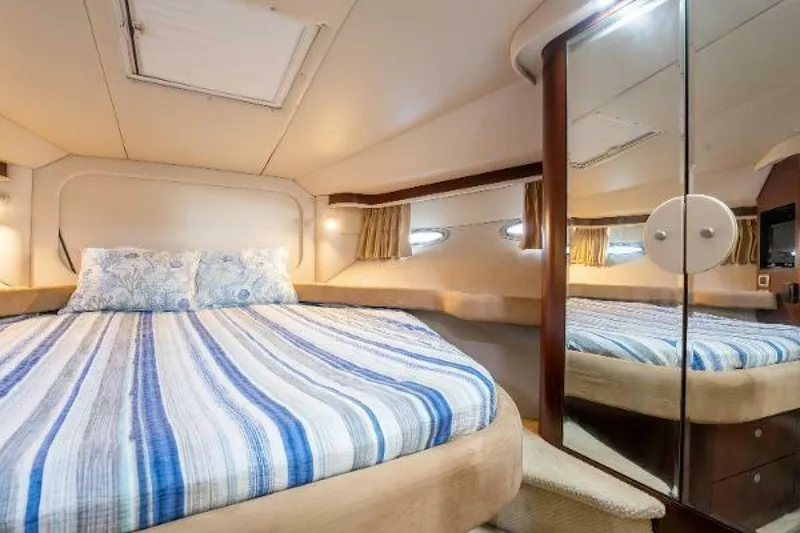 Slide: The Image of Sea Ray 480 Motor yacht 2005 - 5063980