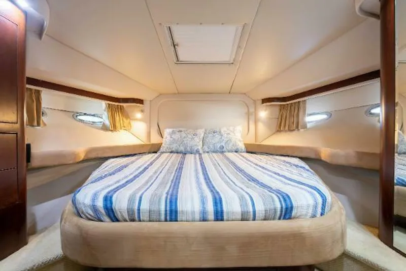 Slide: The Image of Sea Ray 480 Motor yacht 2005 - 5063982