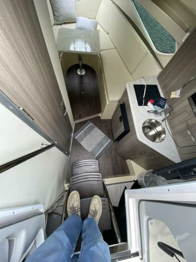 Slide: The Image of Regal 28 Express 2020 - 4928721