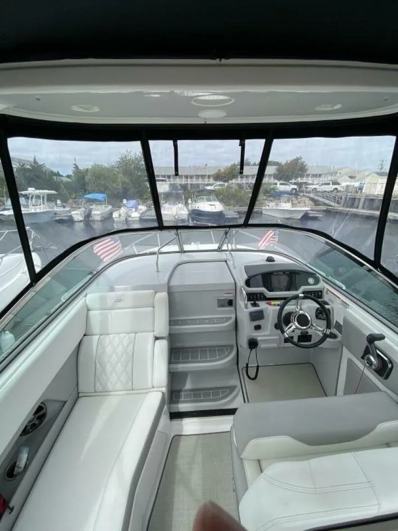 Slide: The Image of Regal 28 Express 2020 - 4928729