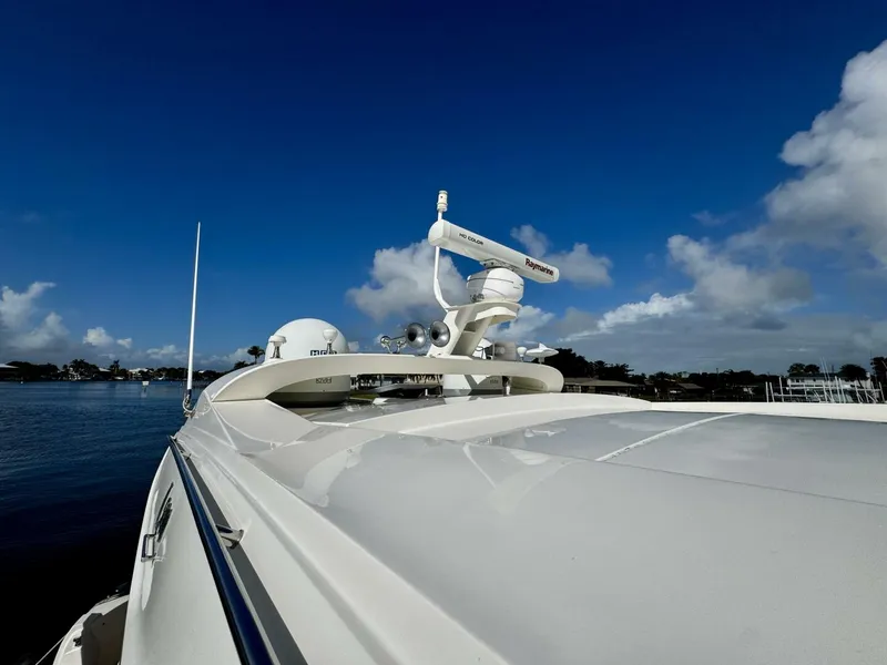 Slide: The Image of Sea Ray L590 2017 - 4928762