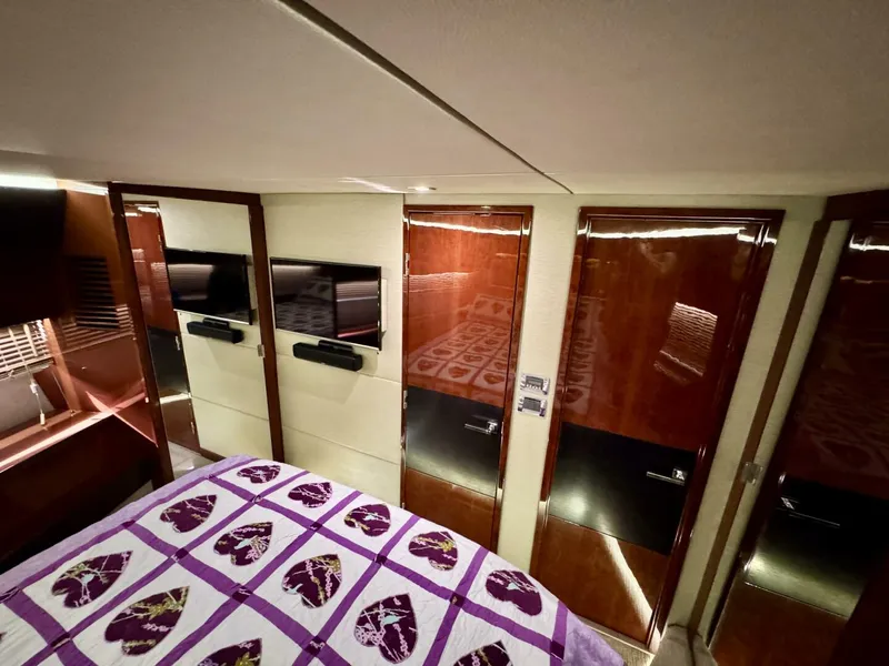 Slide: The Image of Sea Ray L590 2017 - 4928778