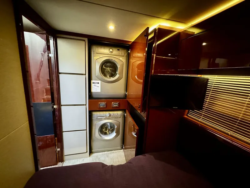 Slide: The Image of Sea Ray L590 2017 - 4928784