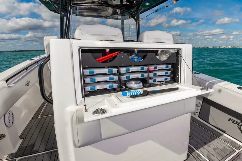 Slide: The Image of Fountain 38CC 2020 - 4929527