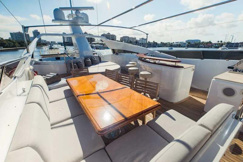 Slide: The Image of Palmer Johnson Motor Yacht 2006 - 4929967