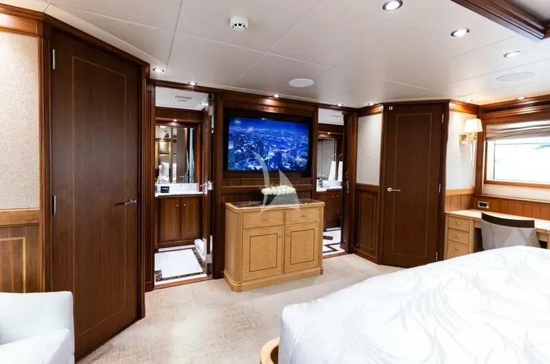 Slide: The Image of Palmer Johnson Motor Yacht 2006 - 4929987