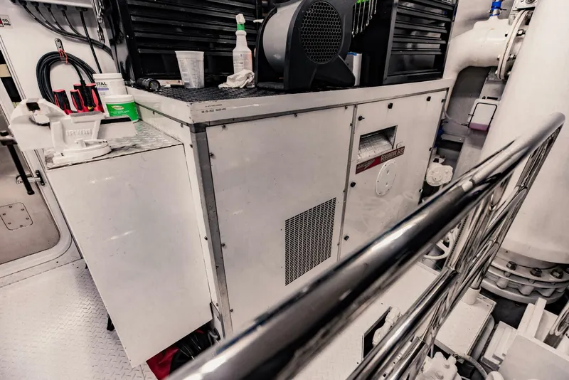 Slide: The Image of Palmer Johnson Motor Yacht 2006 - 4930032