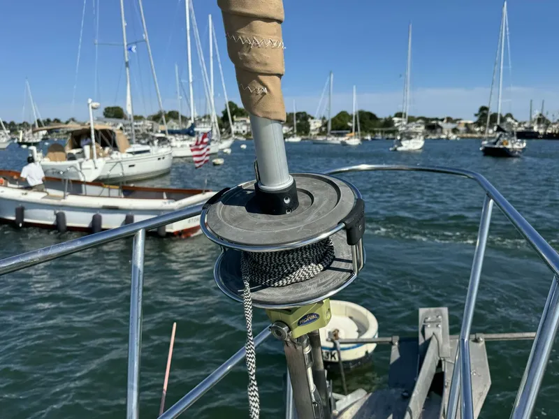 Slide: The Image of Gulfstar 47 Sailmaster Aft Cabin 1980 - 4929960
