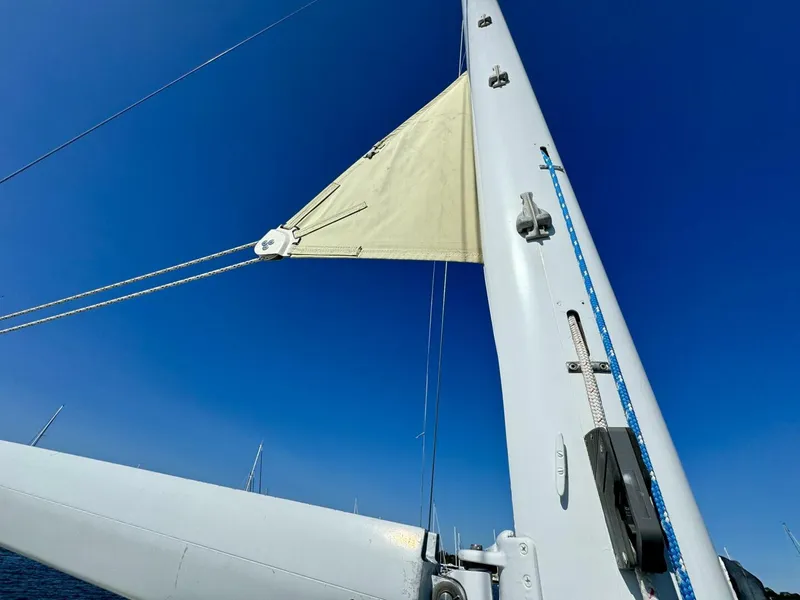 Slide: The Image of Gulfstar 47 Sailmaster Aft Cabin 1980 - 4929973