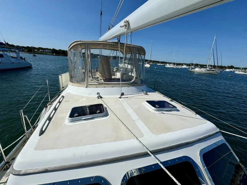 Slide: The Image of Gulfstar 47 Sailmaster Aft Cabin 1980 - 4929982