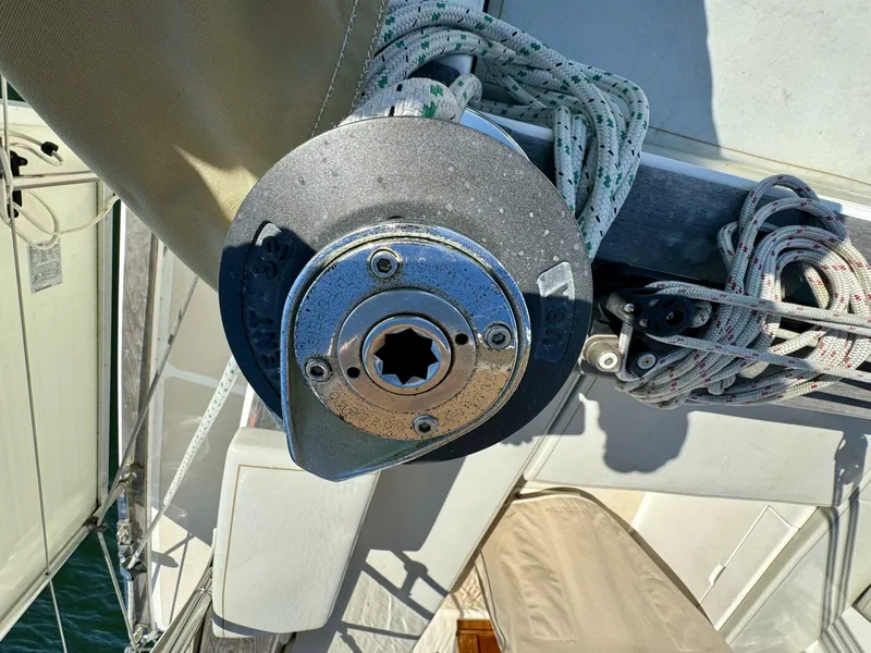 Slide: The Image of Gulfstar 47 Sailmaster Aft Cabin 1980 - 4930017