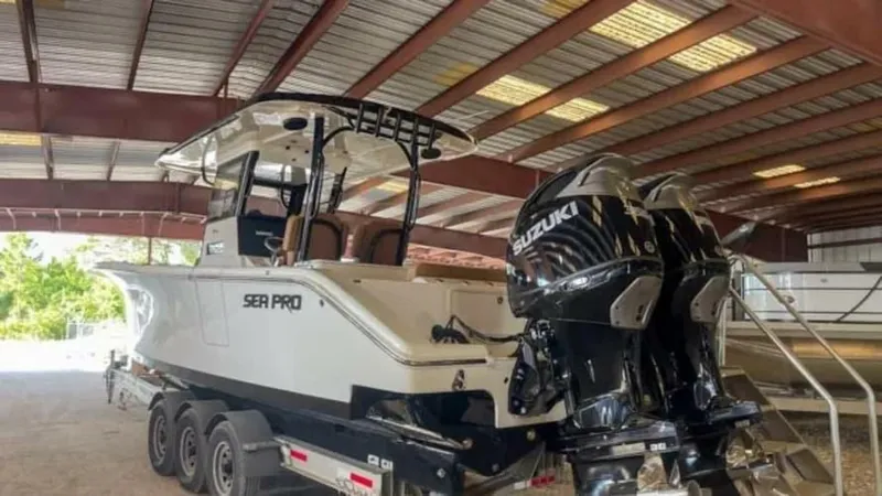 Slide: The Image of Sea Pro 32 2025 - 4931172