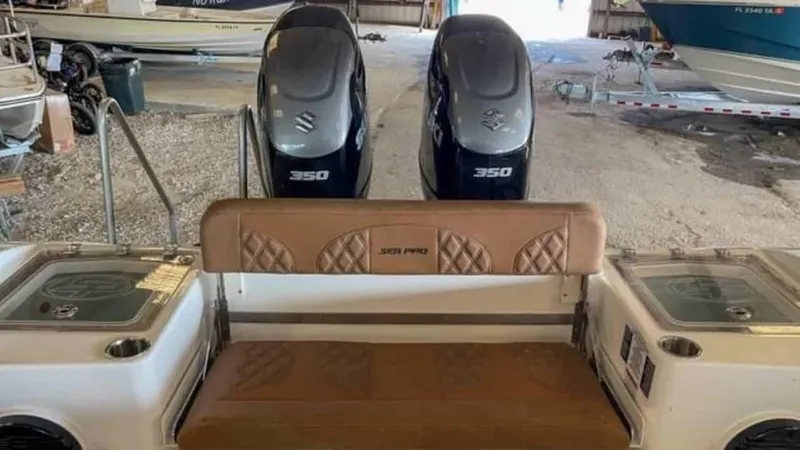 Slide: The Image of Sea Pro 32 2025 - 4931165