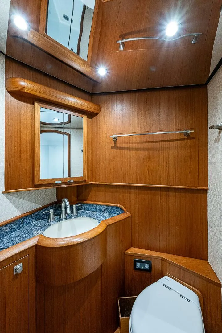 Slide: The Image of F&S Cusotm Express Sportfish 2017 - 4931921