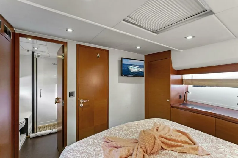 Slide: The Image of 2013 Prestige 550 Flybridge Never Enough - 4932230