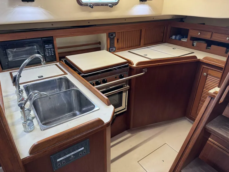 Slide: The Image of Island Packet 45 1999 - 4932948