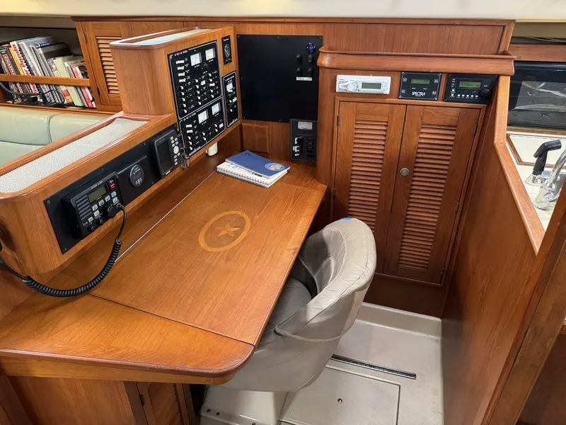 Slide: The Image of Island Packet 45 1999 - 4932915