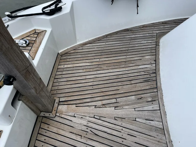 Slide: The Image of 1991 Marine Trader 46 Double Cabin - 4975585