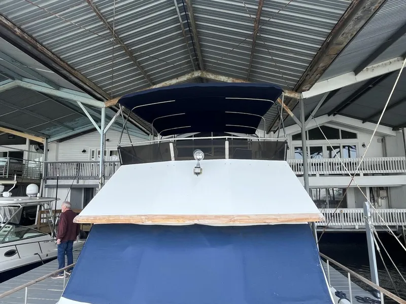 Slide: The Image of 1991 Marine Trader 46 Double Cabin - 4975587