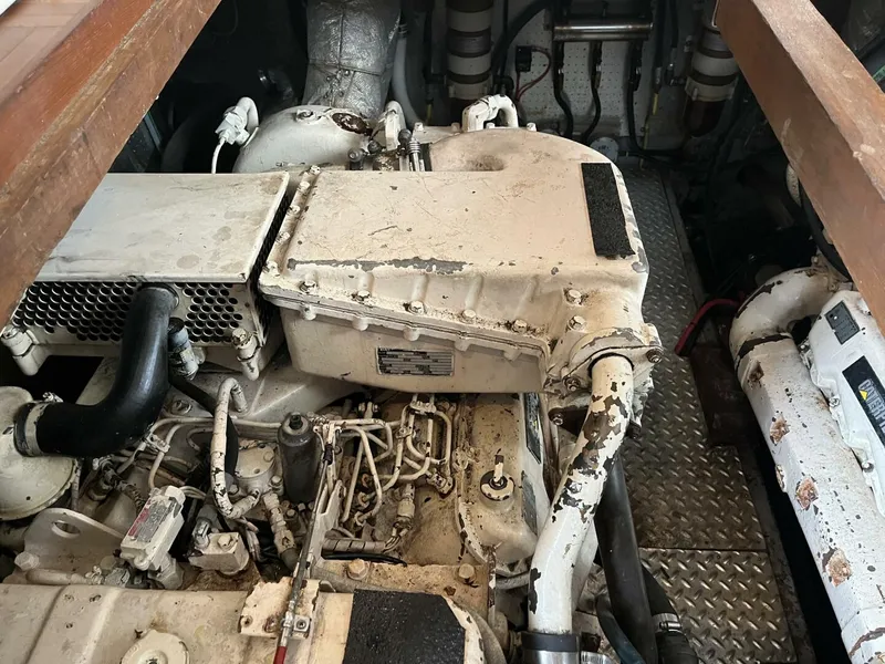 Slide: The Image of 1991 Marine Trader 46 Double Cabin - 4975604