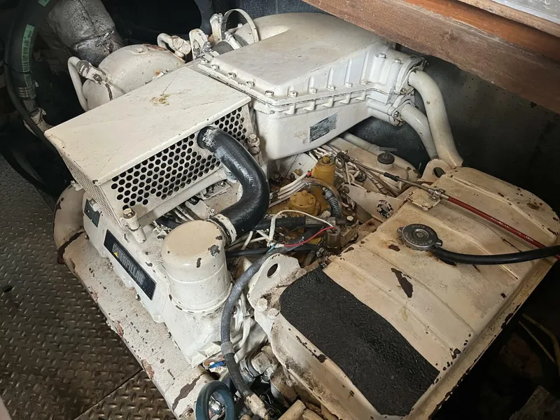 Slide: The Image of 1991 Marine Trader 46 Double Cabin - 4975605