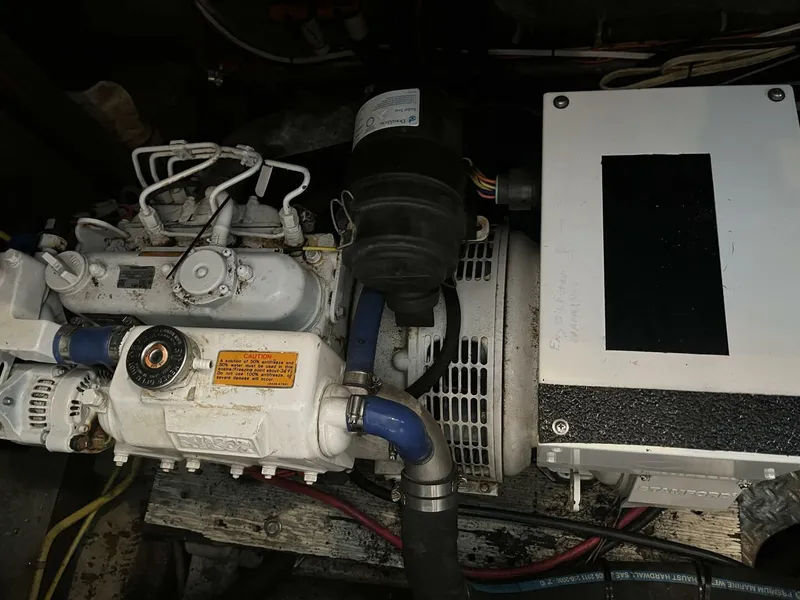 Slide: The Image of 1991 Marine Trader 46 Double Cabin - 4975606