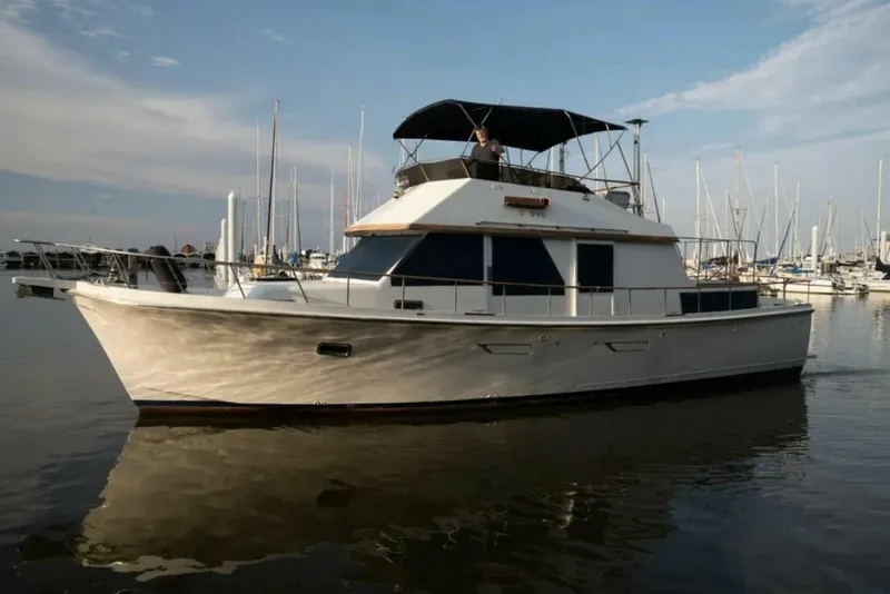 Slide: The Image of 1991 Marine Trader 46 Double Cabin Port Profile - 4933047