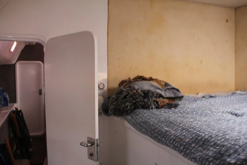 Slide: The Image of Voyage 47 Mayotte 1995 - 5021175