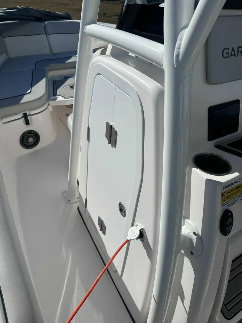 Slide: The Image of Sea Fox 248 Commander 2022 - 4933870