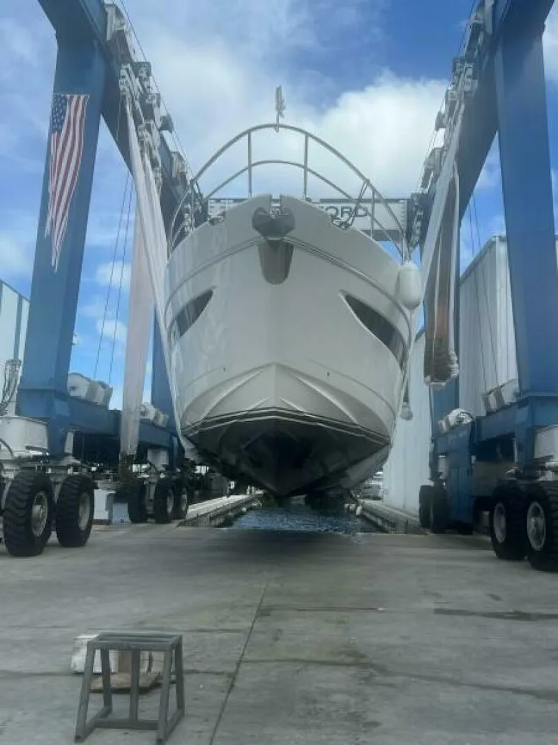 Slide: The Image of 2024 Princess Y72 Motor Yacht - Princess Rose III - Profile - 4934760