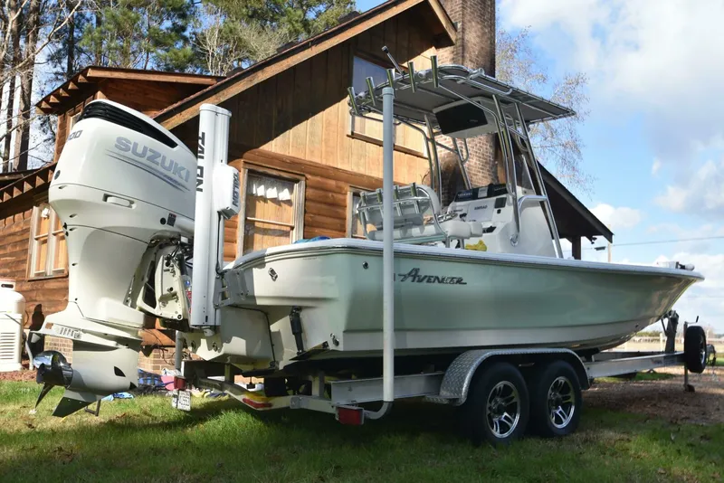 The Image of Avenger AV24 2020 - 4935059