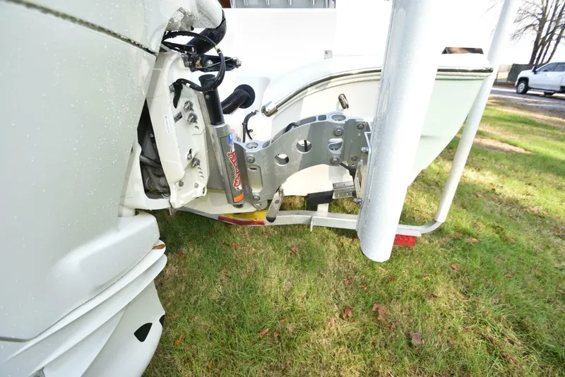 Slide: The Image of Avenger AV24 2020 - 4935072