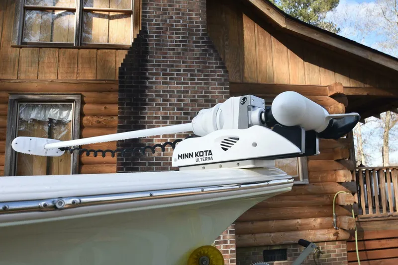 Slide: The Image of Avenger AV24 2020 - 4935062