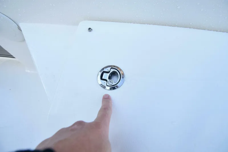 Slide: The Image of Avenger AV24 2020 - 4935103