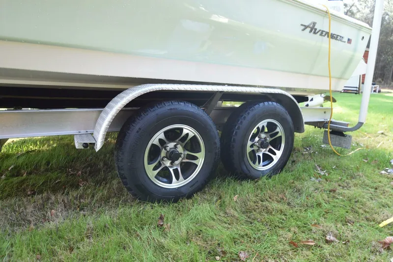 Slide: The Image of Avenger AV24 2020 - 4935066