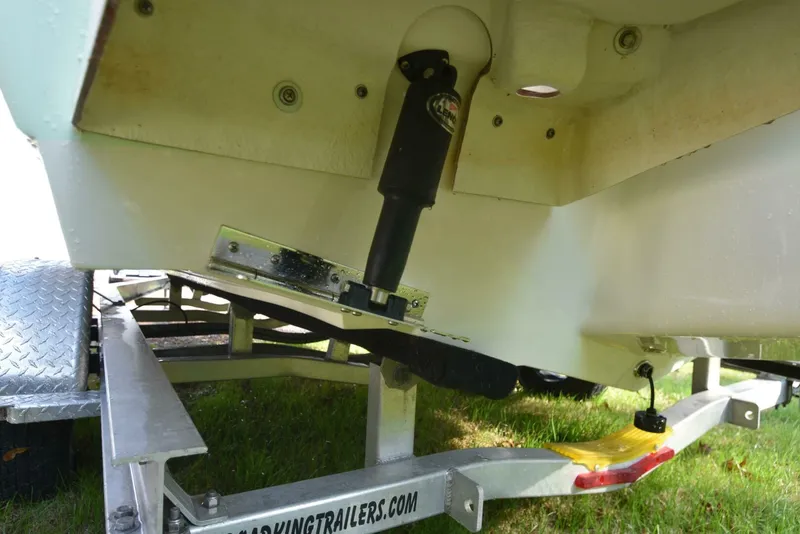 Slide: The Image of Avenger AV24 2020 - 4935067