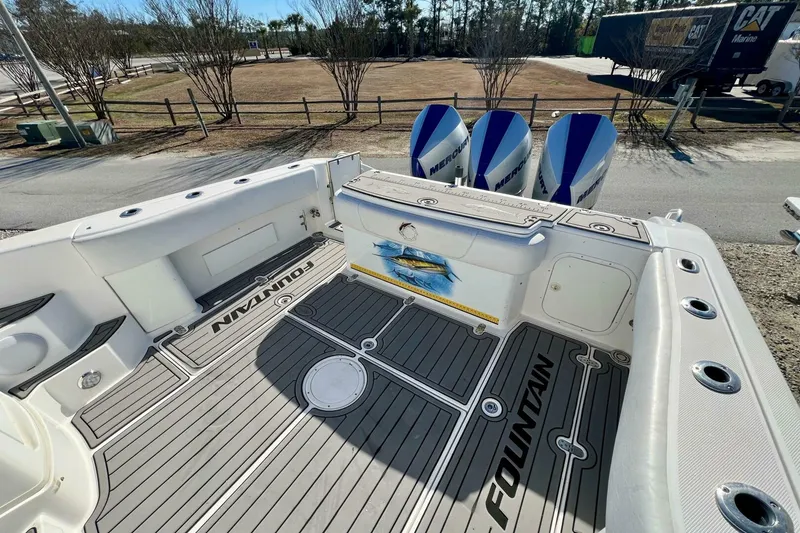 Slide: The Image of Fountain 38SFC 2007 - 4935492