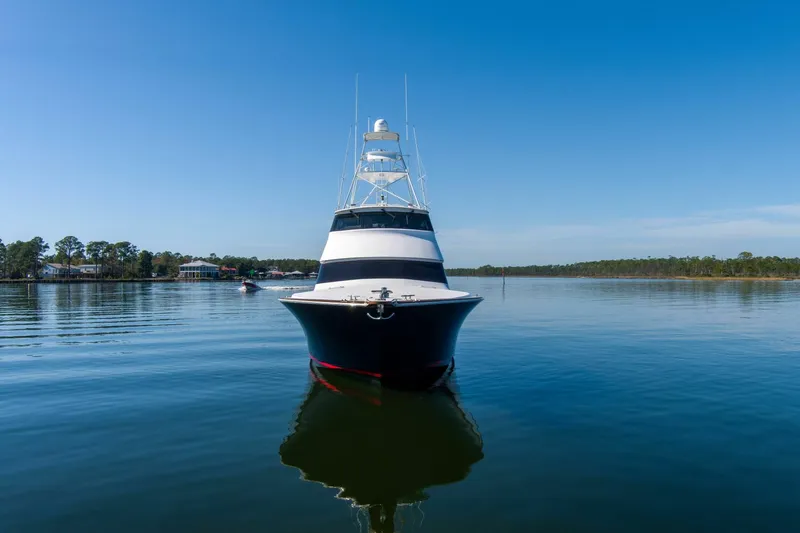 Slide: The Image of 2001 65 Viking Convertible Enclosed Bridge Partnership Exterior (5) - 5003919