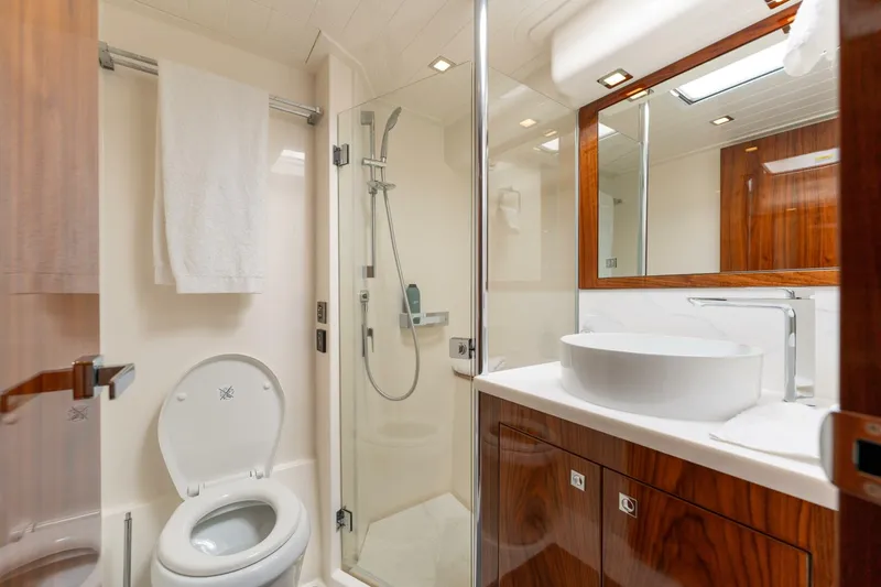 Slide: The Image of 2022 Riviera 4800 Sport Yacht - VENTURES64 - 4936818