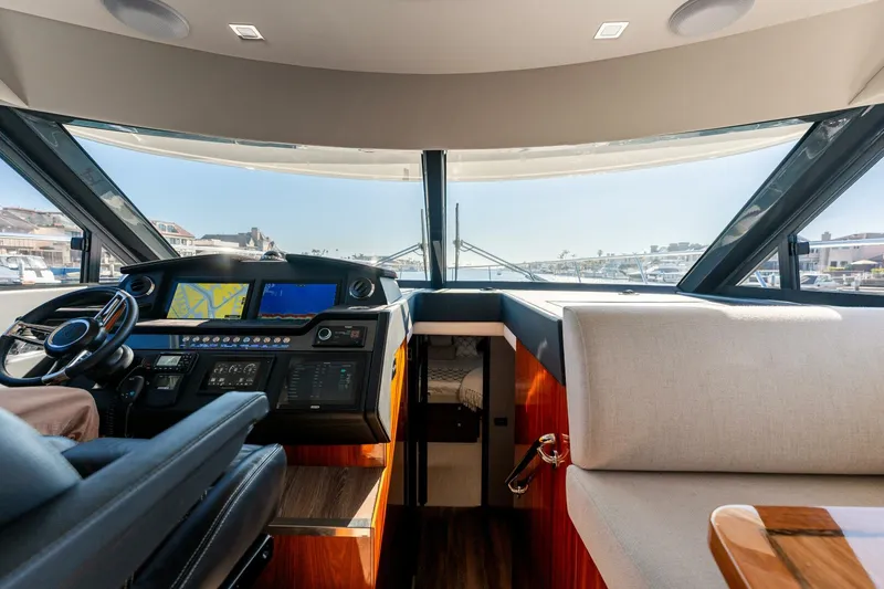 Slide: The Image of 2022 Riviera 4800 Sport Yacht - VENTURES64 - 4936815